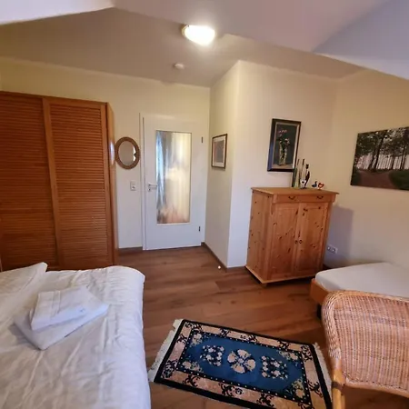 Residenz Am Stadtwald 28 * Kuehlungsborn